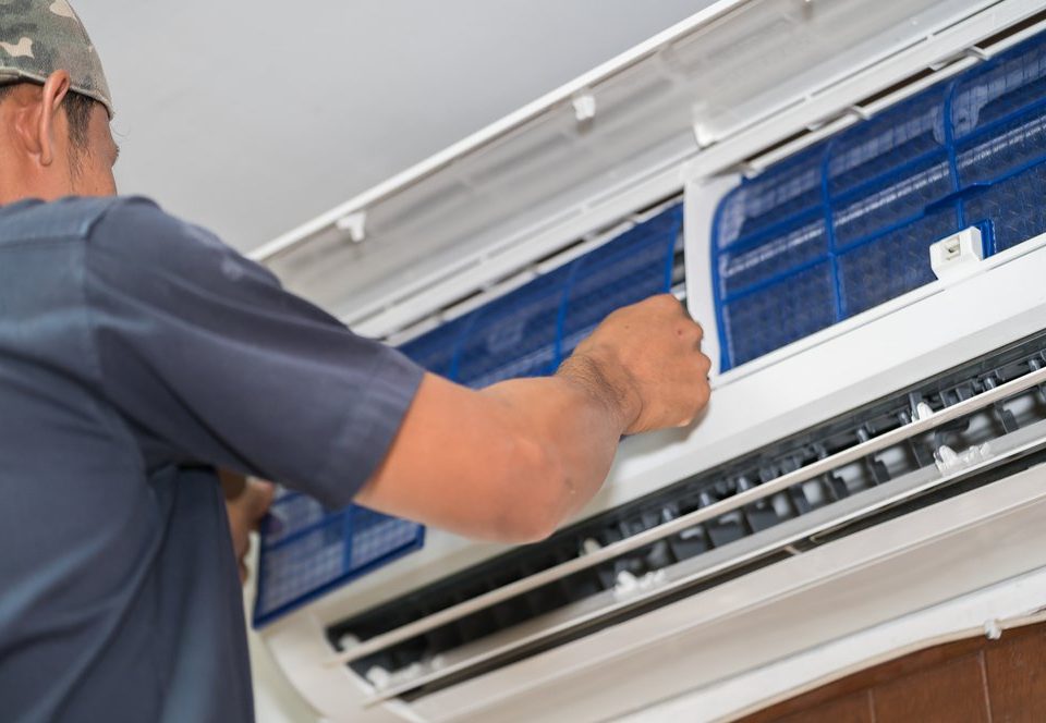 AC Upgrade – 4 Reasons To Replace Your AC Unit